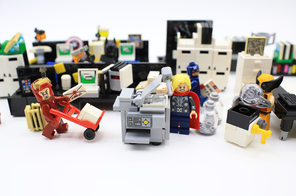 7 Marvel Lego Sets You Just Need to Have