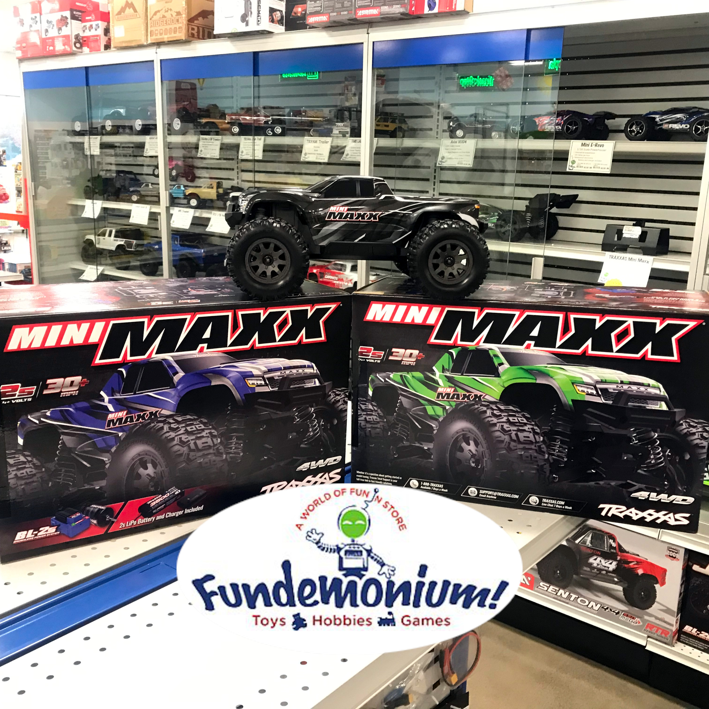 More-Mini-Maxx image